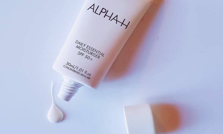 Reviewing Alpha H's Daily Essential Moisturiser SPF 50