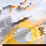 Reviewing Gisou's Honey Infused Hair Oil