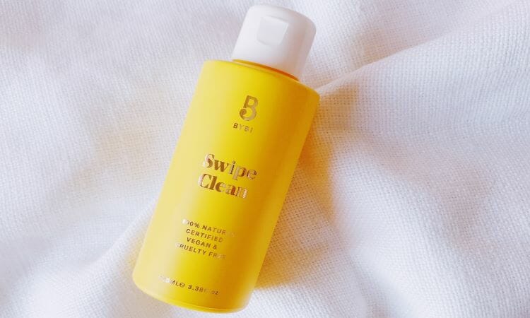Reviewing Bybi's Swipe Clean Oil Cleanser