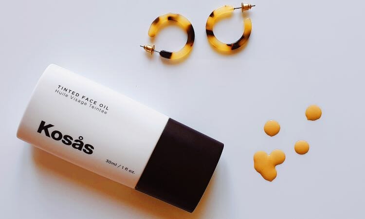 Reviewing Kosas Tinted Face Oil