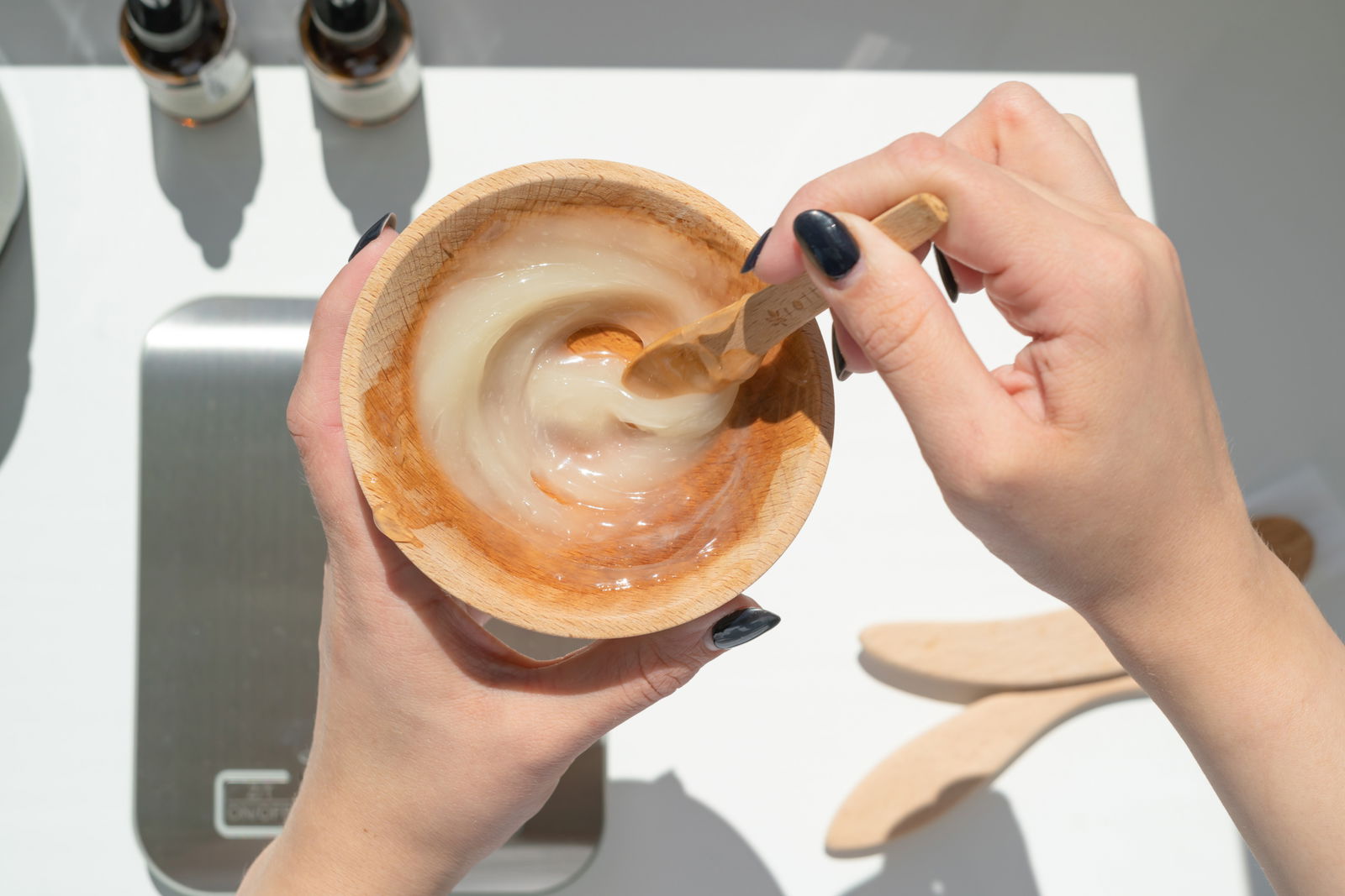 How To Section Your Hair For (Safe) Bleaching