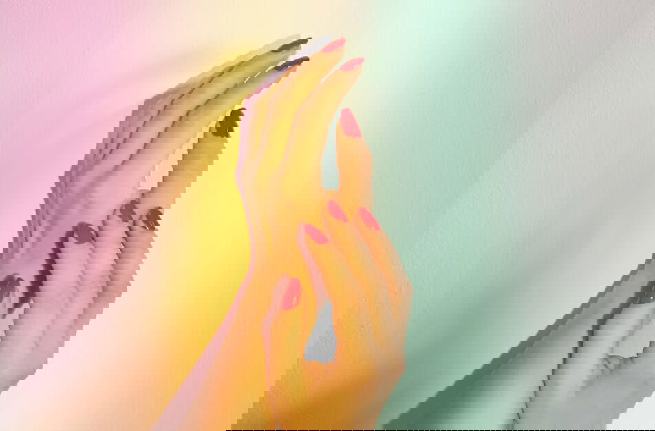 How to Shorten Your Acrylics *from Home*