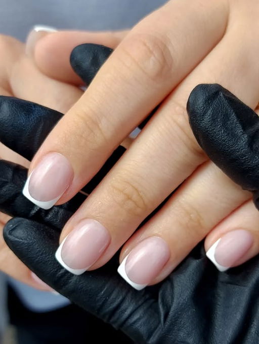 short french tip nails