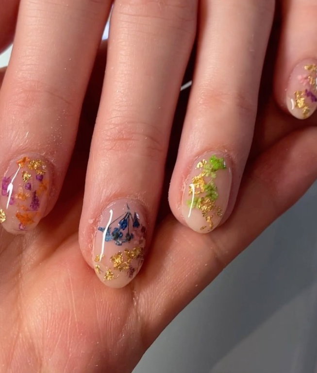 clear flower fall nails
