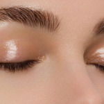 The Top 9 Causes of Thinning Eyebrows (And What You Can Do)