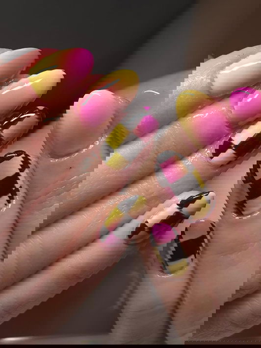 pink and yellow nails