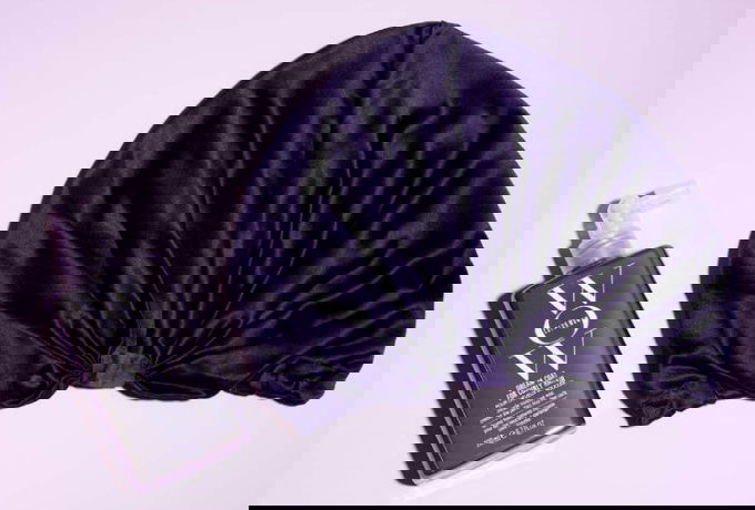 Hair wrap for looking after curls overnight