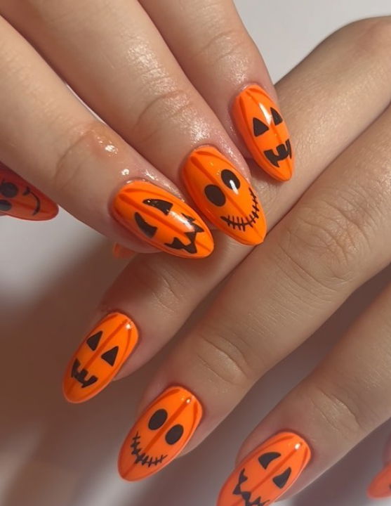 halloween almond nails