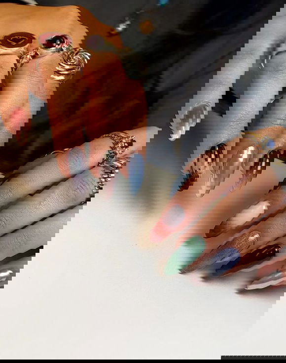 mix and match almond nails jark