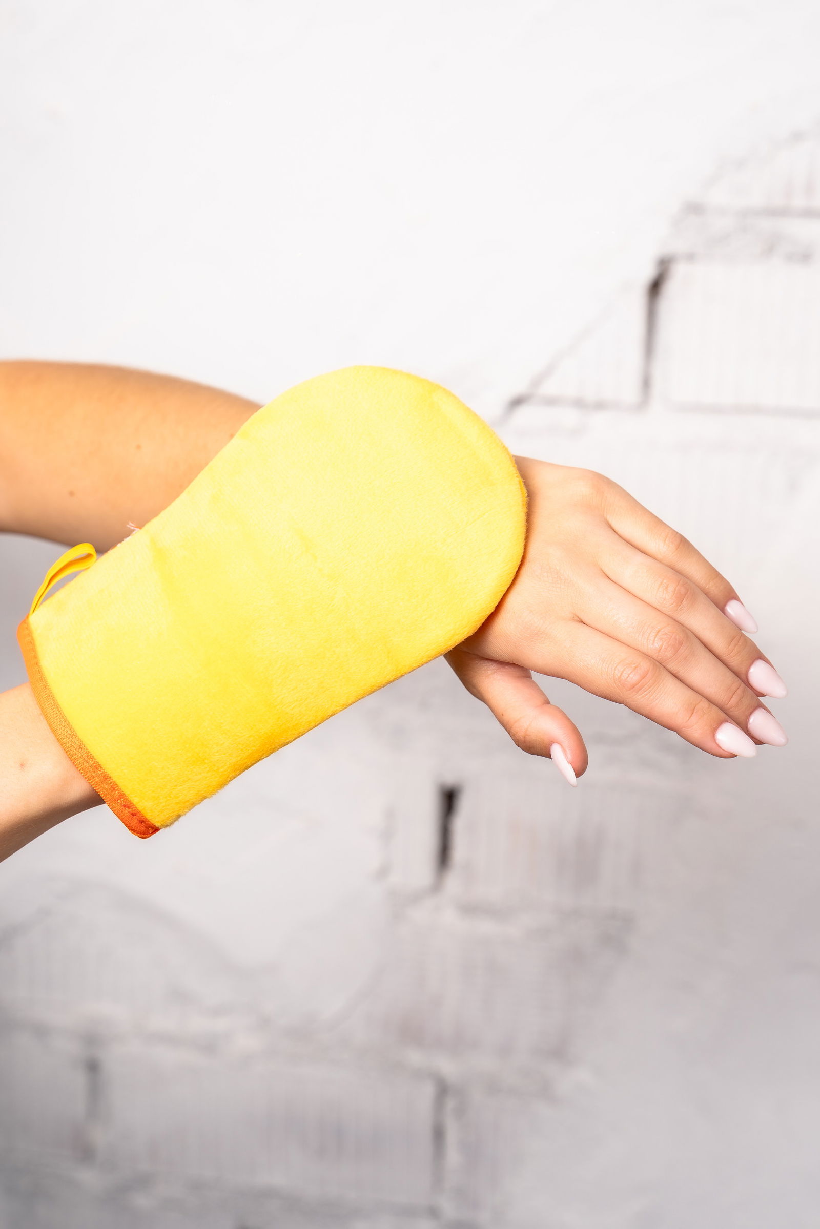 Here's Exactly How to Apply Your Fake Tan the Right Way