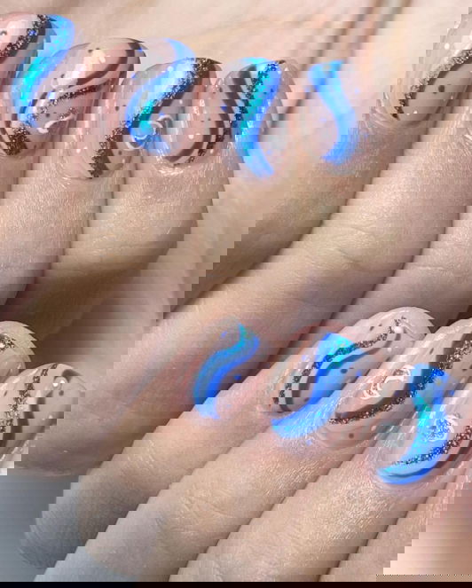 baby blue spring nails