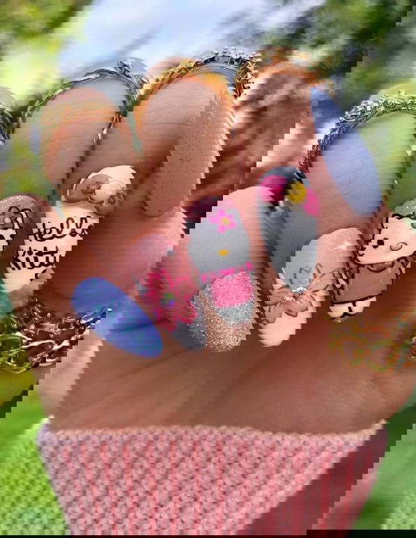 hello kitty with bows press on nails