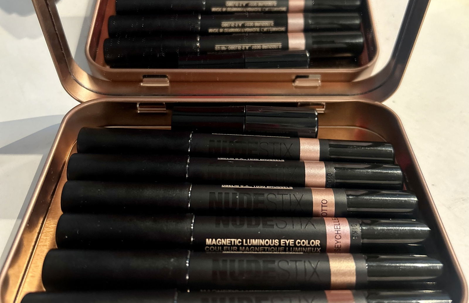 nudestix eyeshadow stick