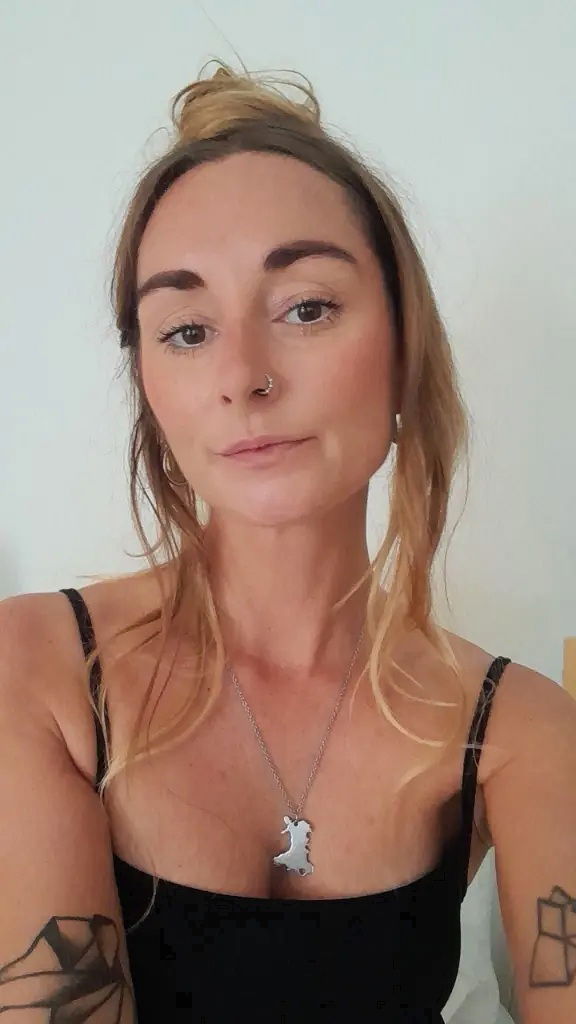 clinique black honey lipstick