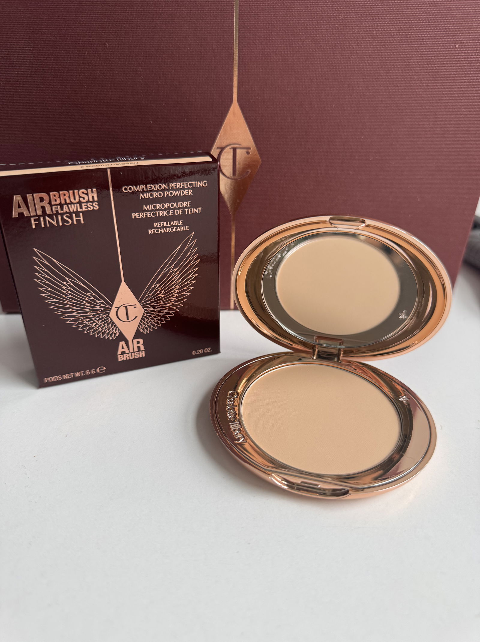 Charlotte Tilbury’s Airbrush Flawless Finish Powder and packaging