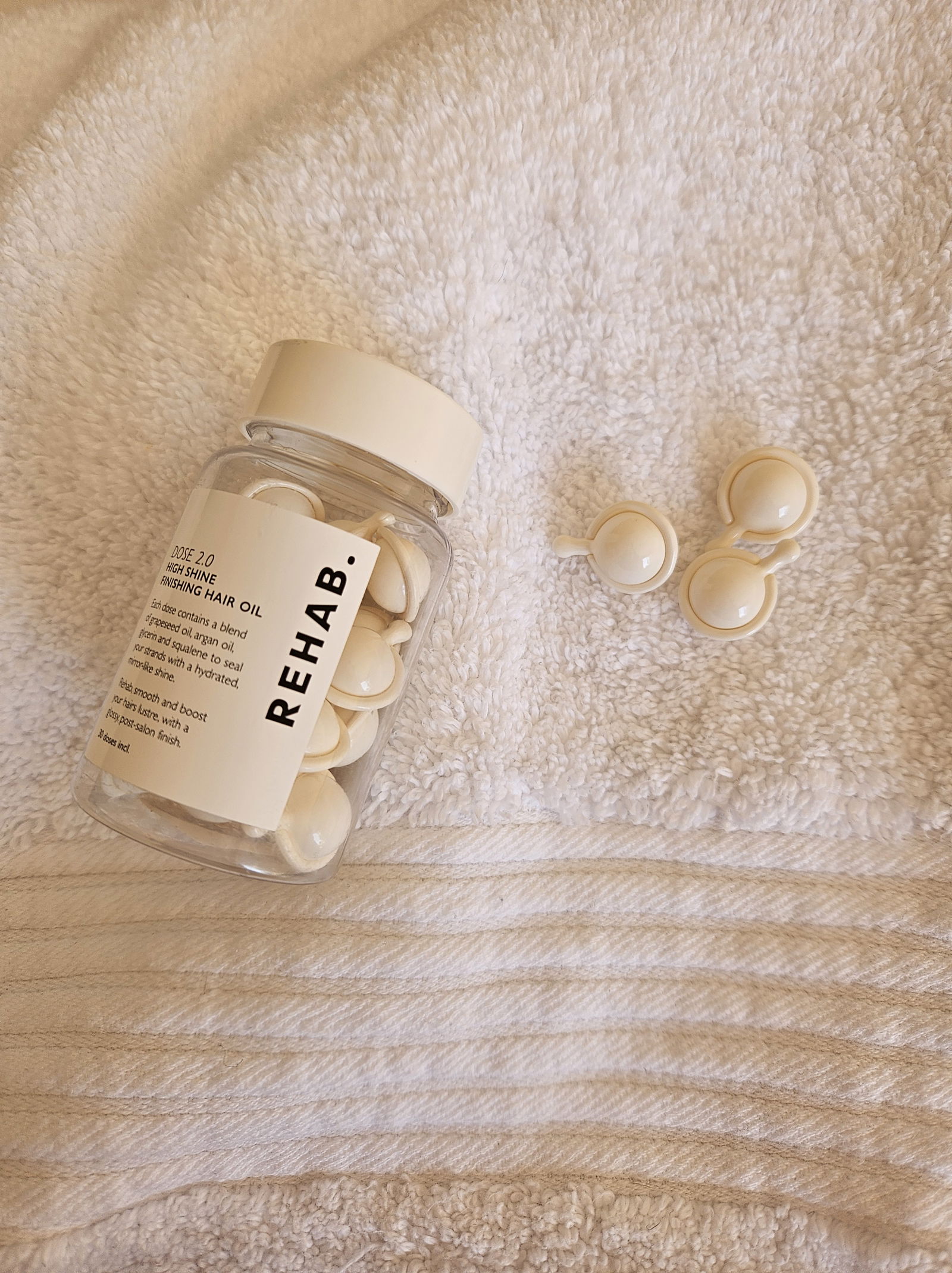 REHAB. Your Hair's Dose 2.0 High Shine Finishing Oil