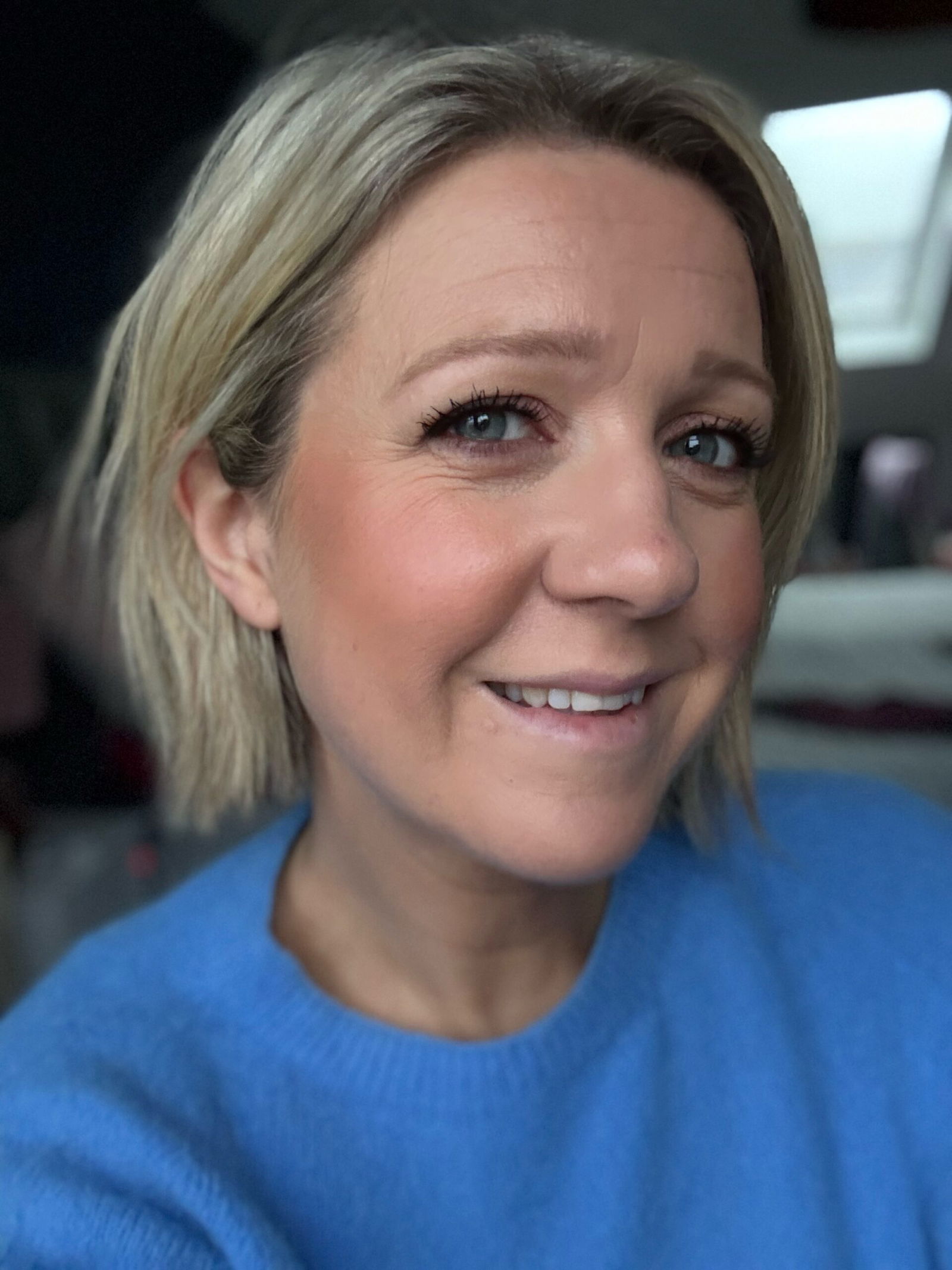 Before applying Sacheu Lip Liner Stay-N Peel-Off Lip Stain | Live That Glow Woman before applying Sacheu Lip Liner Stay-N Peel-Off Lip Stain